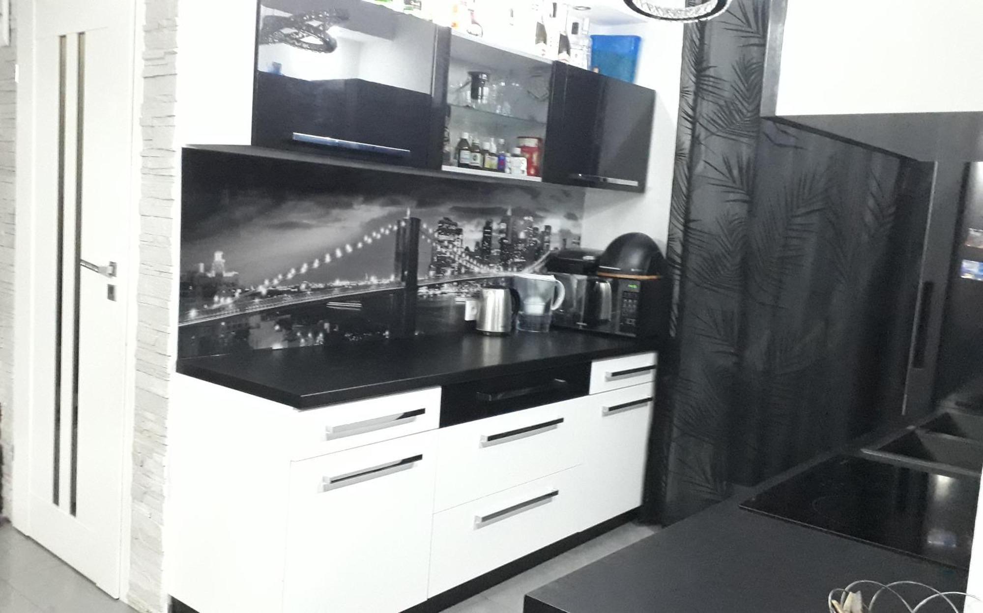 Angel Apartment *